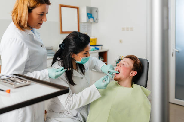 Best Emergency Dentist for Knocked-Out Tooth in Prairie City, IA
